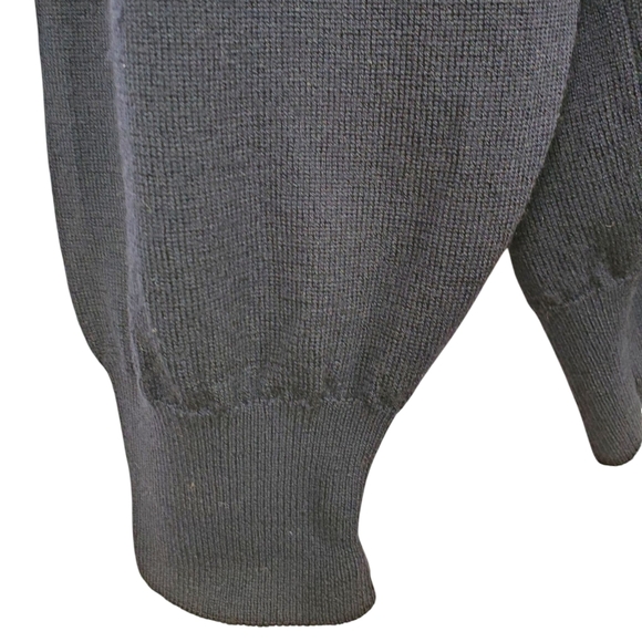 Giorgiolini Men's Merino Wool V-neck Sweater. Navy Blue. XL - Picture 7 of 12